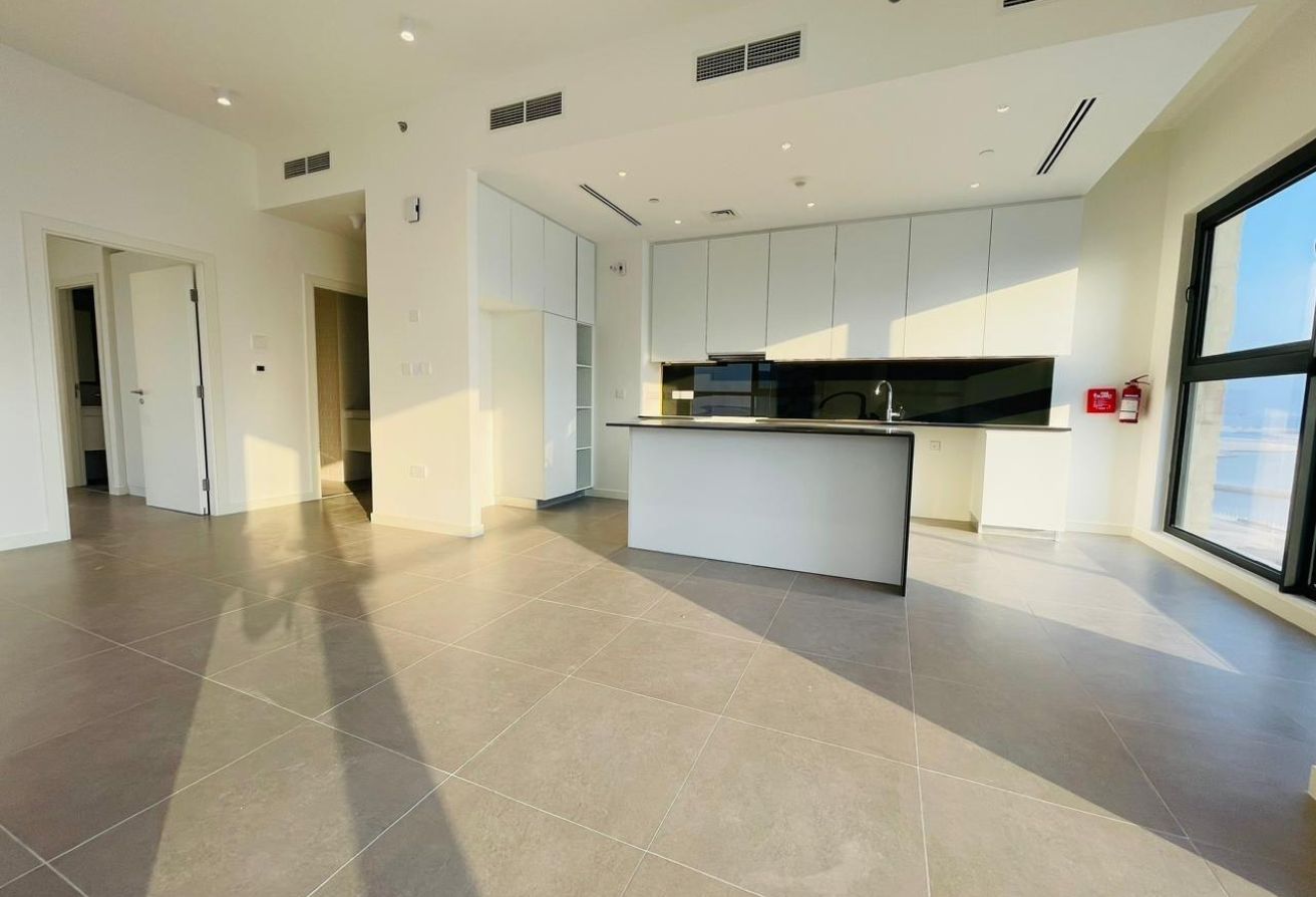 Ready To Move In | Partial Sea View | Open Kitchen