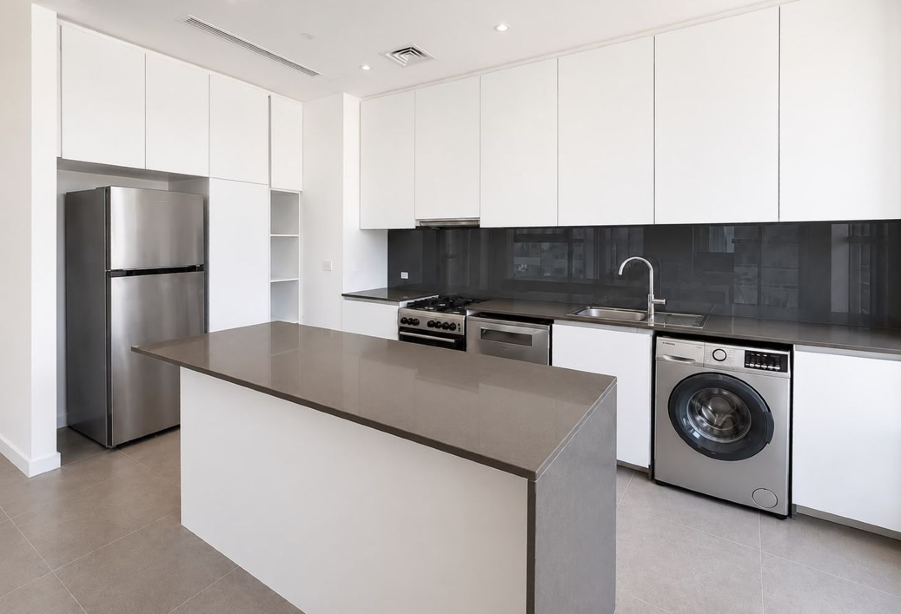 Ready To Move In | Fully Furnished | Open Kitchen