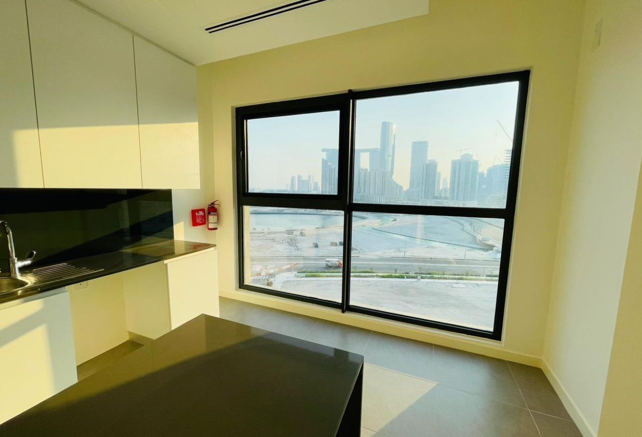 Ready To Move In | Partial Sea View | Open Kitchen