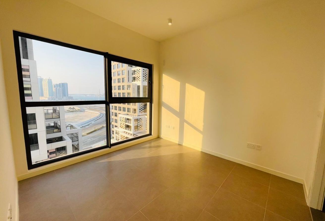 Ready To Move In | Partial Sea View | Open Kitchen