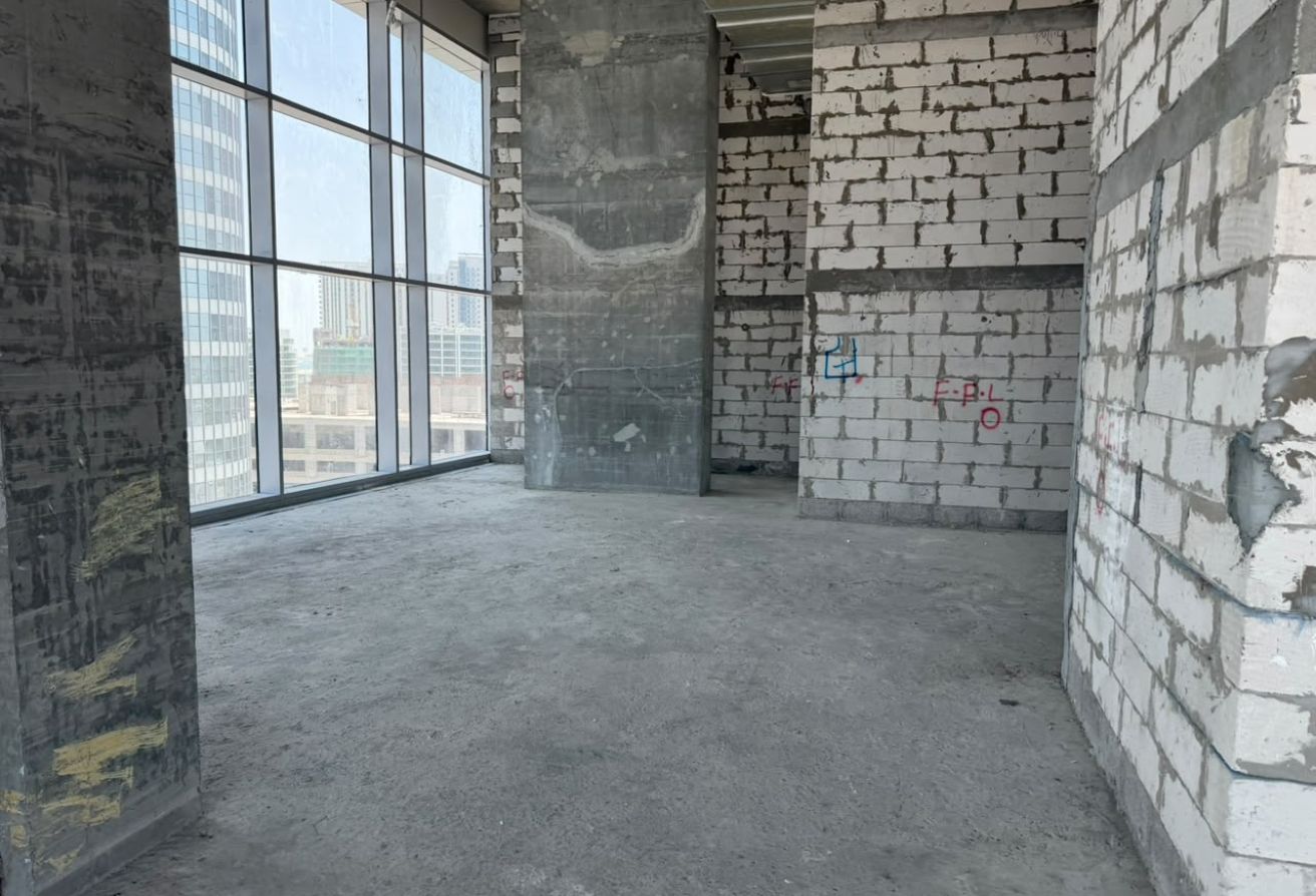 Commercial Space | Waterfront View | Boulevard