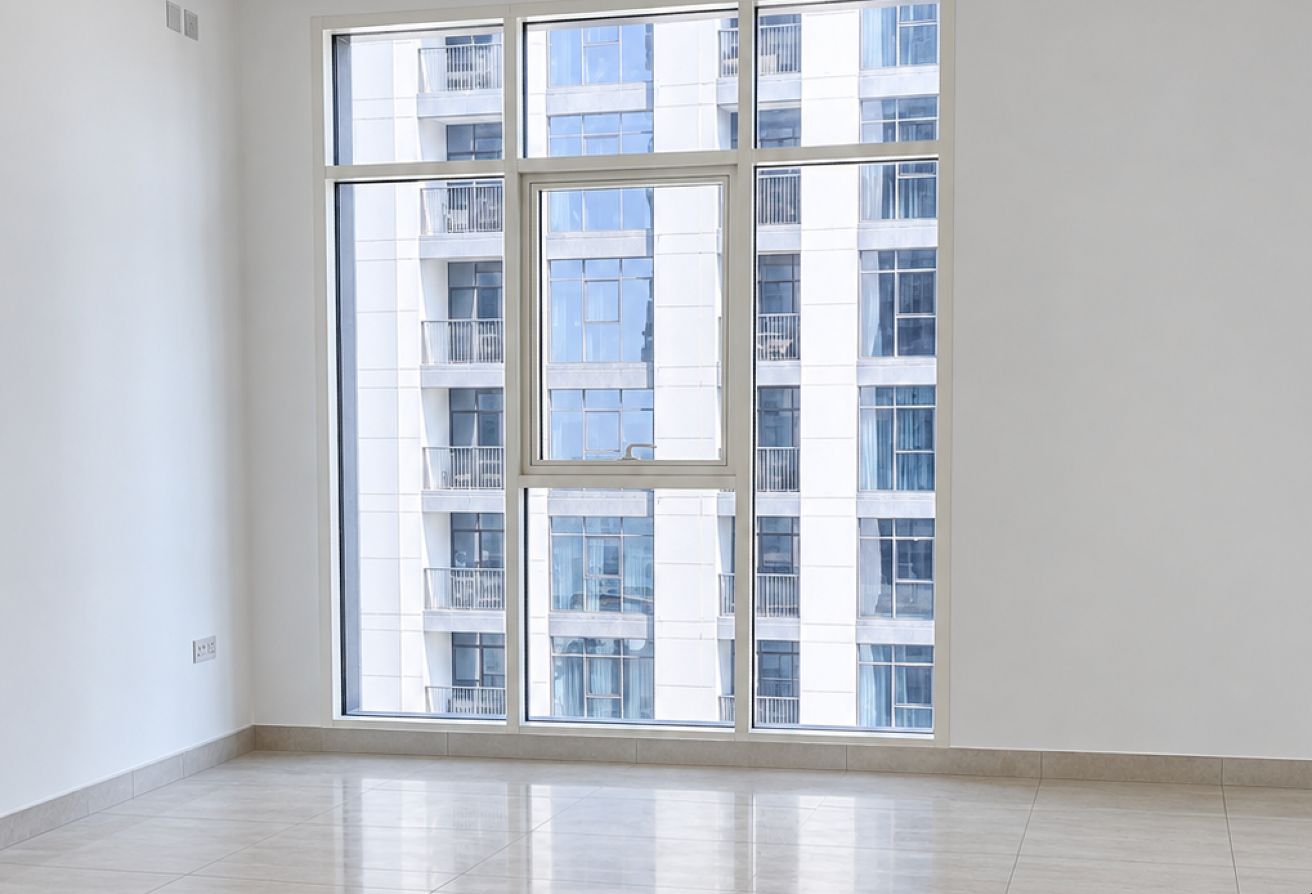 Ready To Move In | Balcony | Layout 04