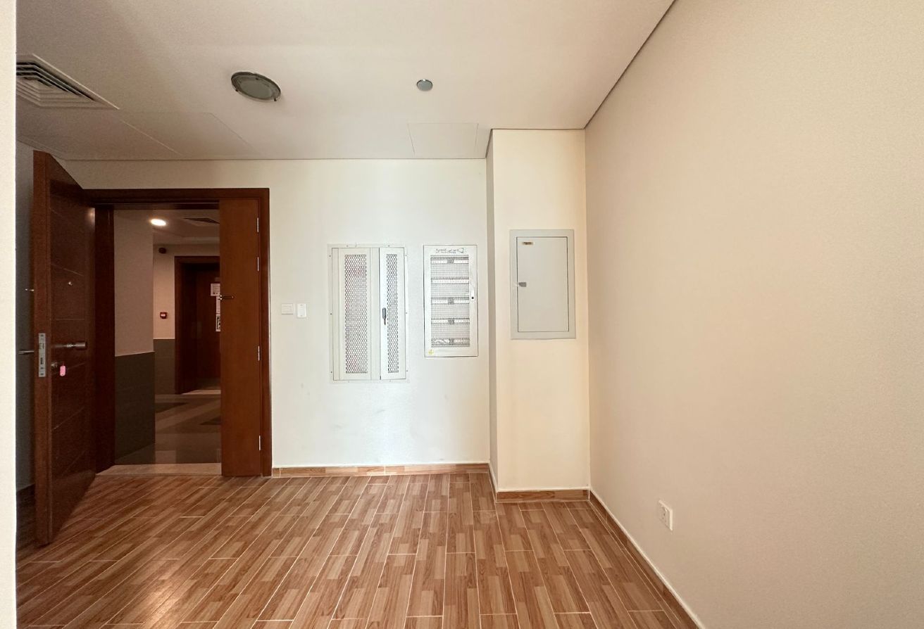 Ready To Move In | High Floor | Balcony