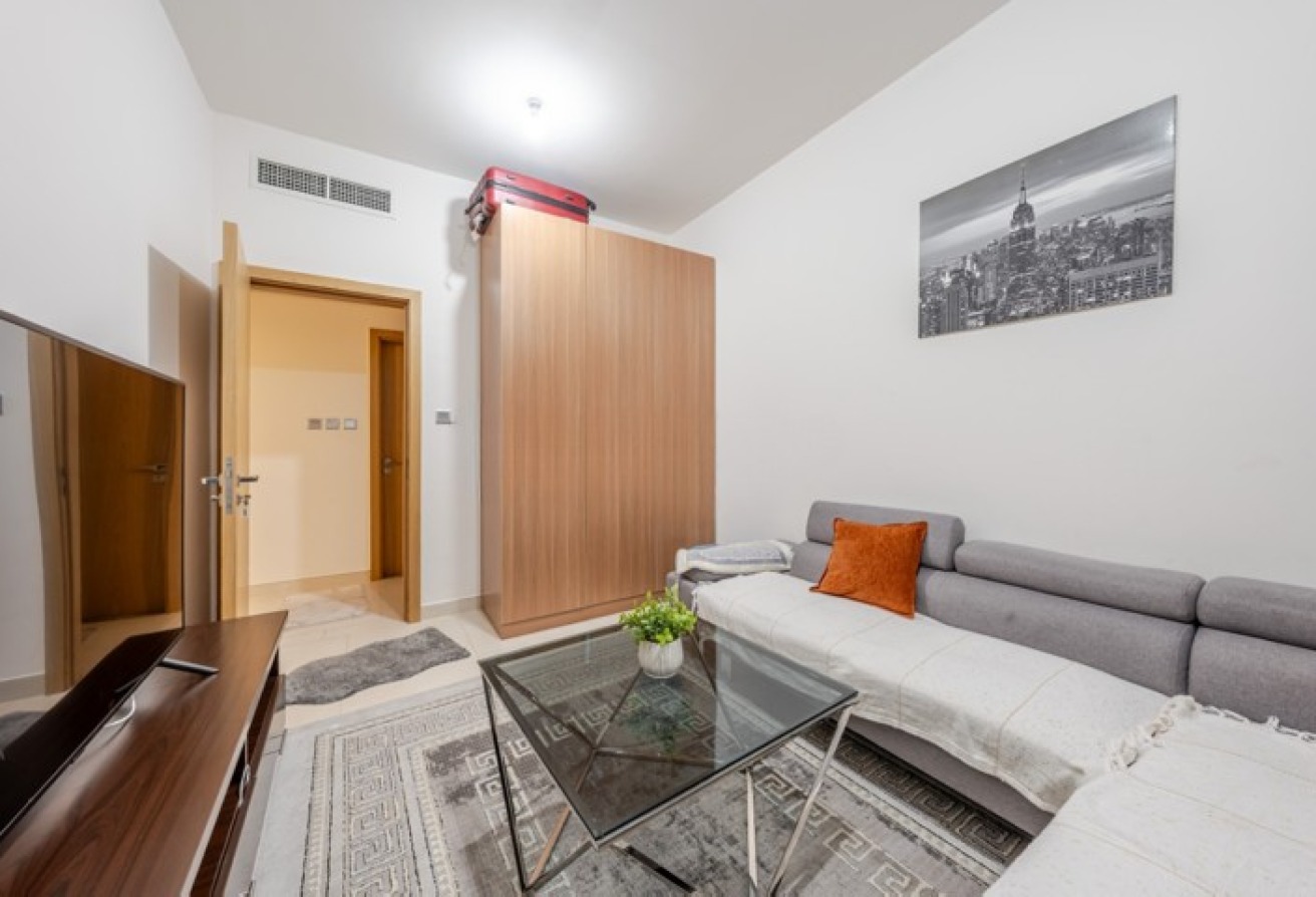 Ready To Move In | High Floor | Canal View