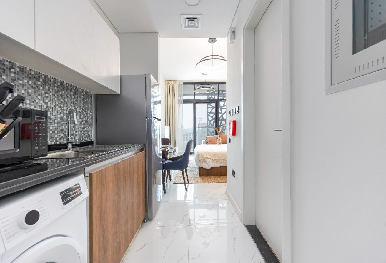 Ready To Move In | Fully Furnished | Open Kitchen