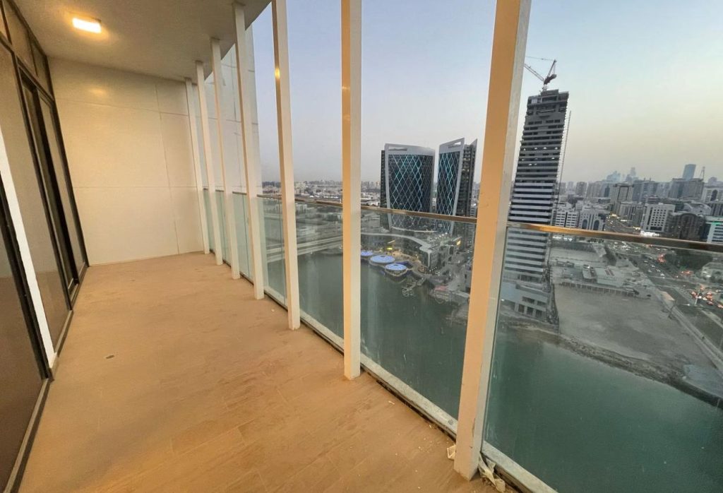 High Floor | Full Canal View | Balcony