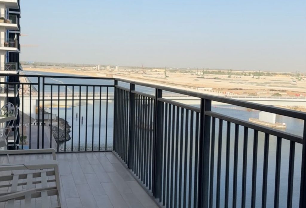 Full Canal View | Balcony | Layout 11