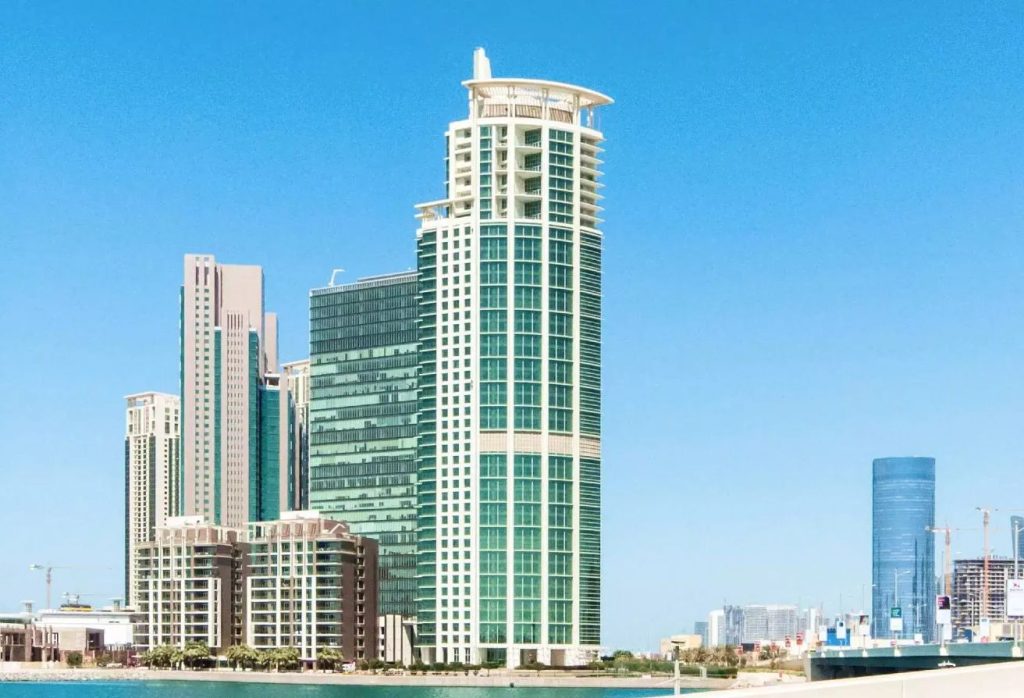 Corner Unit | Fully Furnished | Pool View
