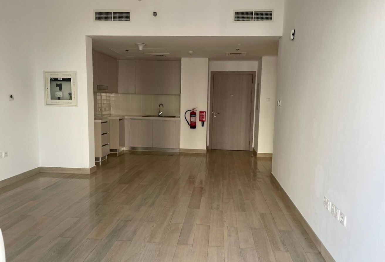 Ready To Move In | Partial Canal View | Balcony