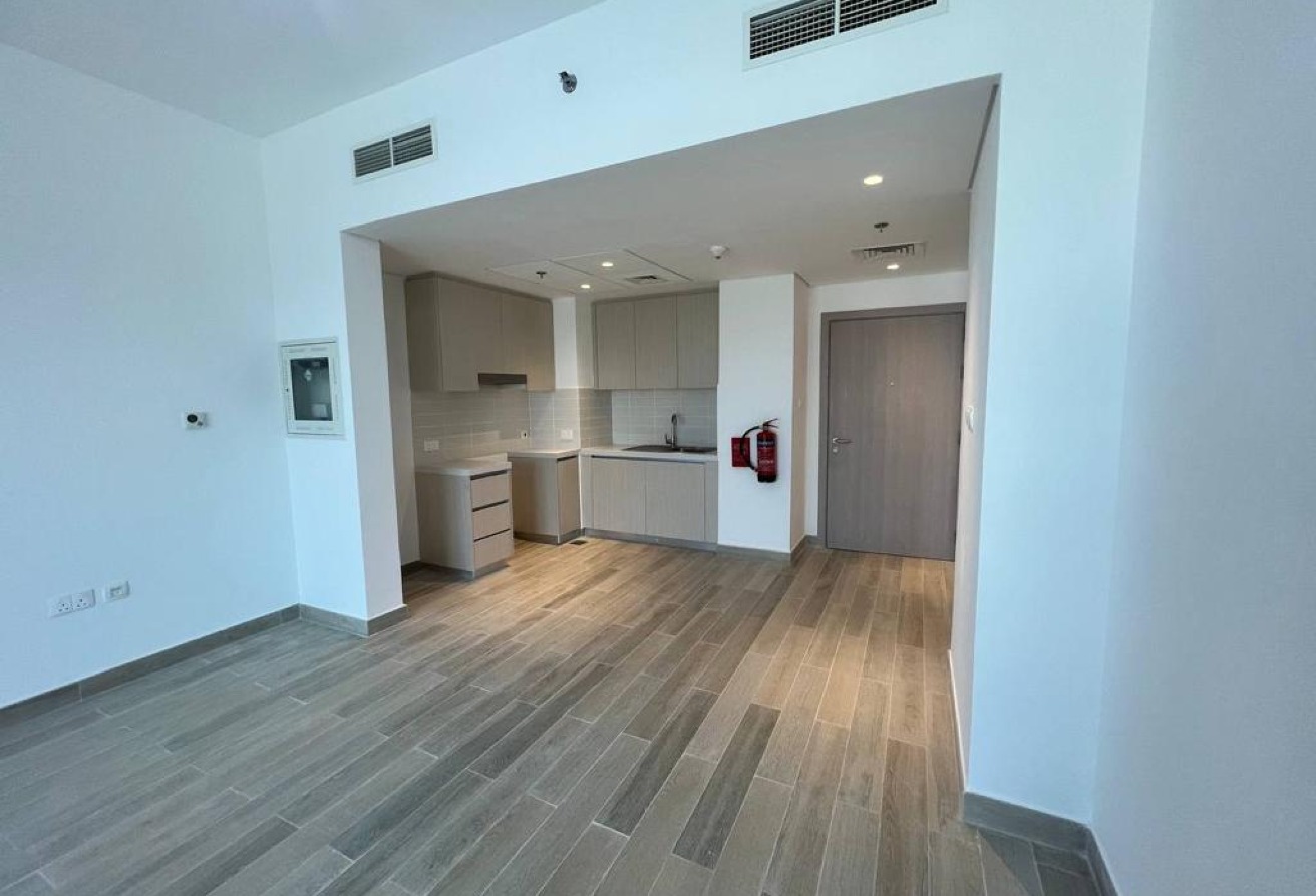 Ready To Move In | Partial Canal View | Balcony